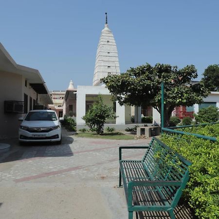 Radha Madhav Ashram Vrindāvan Zewnętrze zdjęcie